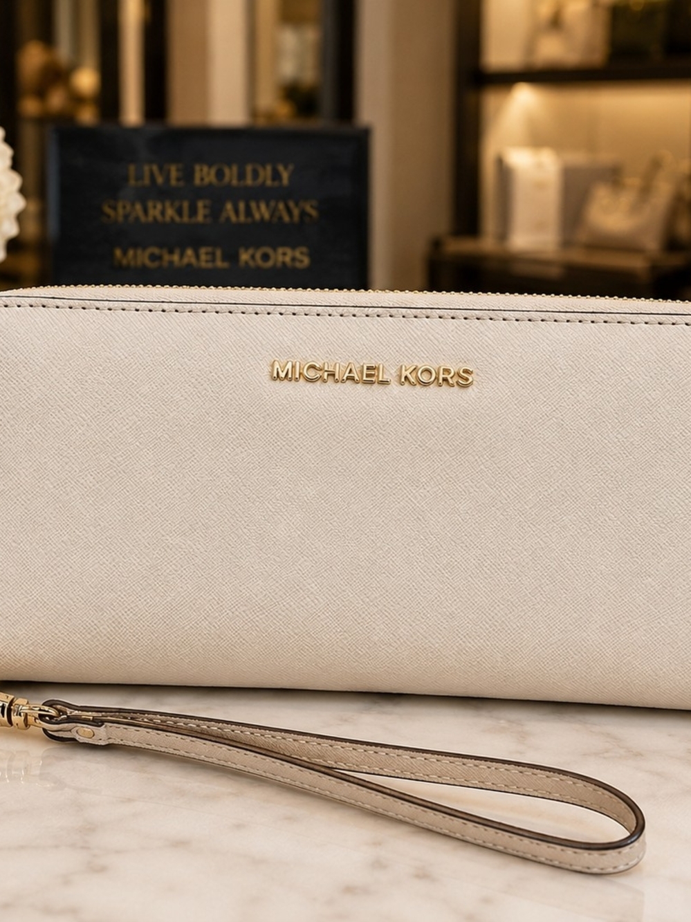 MICHAEL KORS Cream Saffiano Jet Set Wristlet Clutch with Gold Logo
